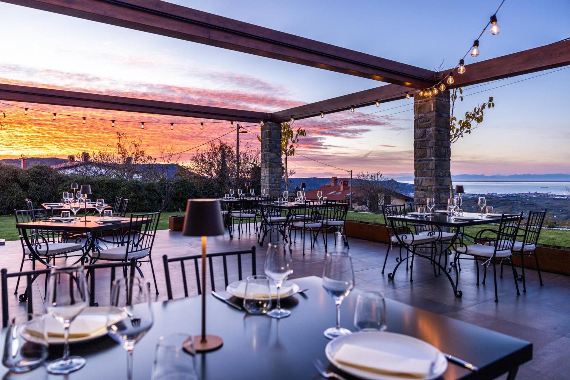 Stok - Rooms, Wine & Restaurant - Marezige, Koper Exterior foto